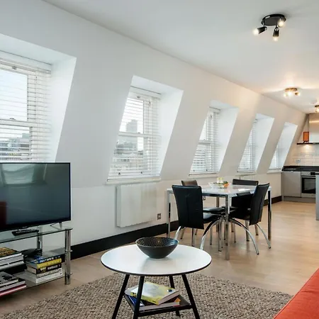 Farringdon Penthouse Loft By Living *