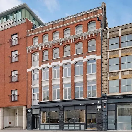 Apartment Farringdon Penthouse Loft By Living