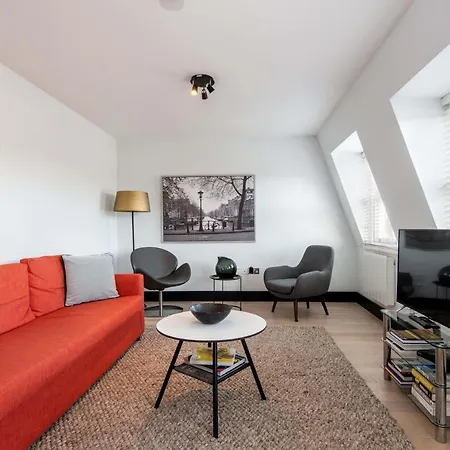 Farringdon Penthouse Loft By Living * London