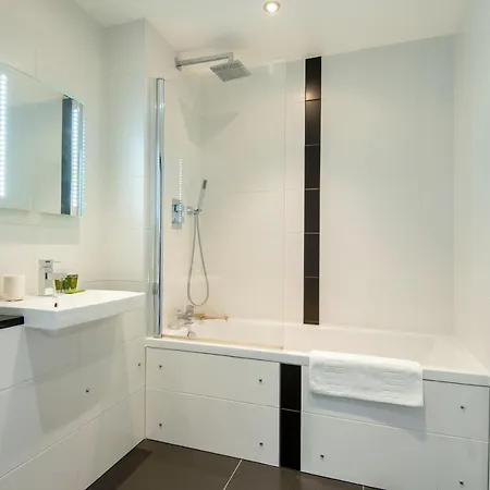 Farringdon Penthouse Loft By Living Apartment *