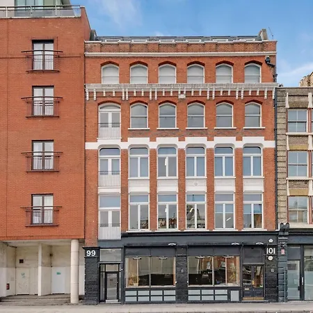 Farringdon Penthouse Loft By Living *