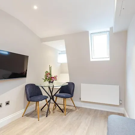 Cleveland Residences Farringdon * London