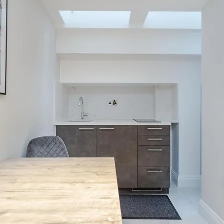 Cleveland Residences Farringdon *