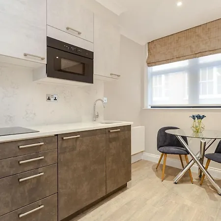 Apartment Cleveland Residences Farringdon London