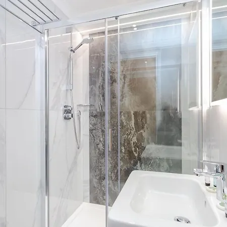 Cleveland Residences Farringdon