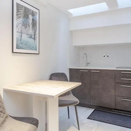 Cleveland Residences Farringdon *