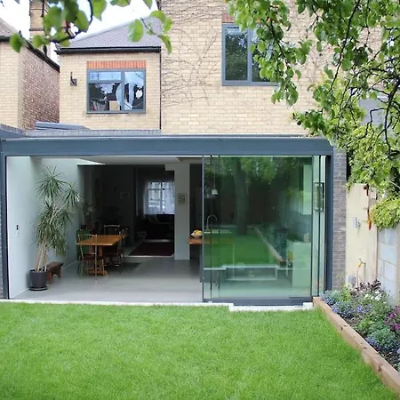 Large, Modern, Light, Open Plan Designer House *