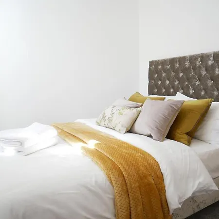 Carintha 2 Bed Modern By Canada Water Apartment London