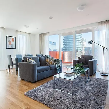 Carintha 2 Bed Modern By Canada Water