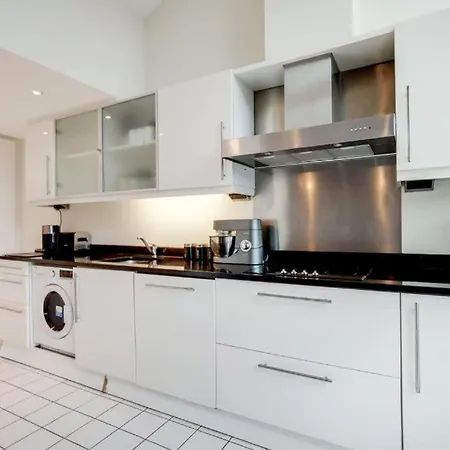 Apartment Carintha 2 Bed Modern By Canada Water *