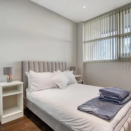 Apartamento Cosy 1-bed By Heathrow Airport Londres
