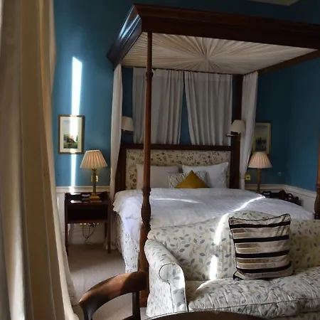 Hotel The Cranley 4*