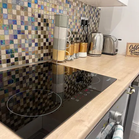 Appartamento Lovely And Comfy Entire 1 Bedroom Flat - 1st Floor *