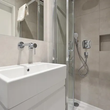 St House Serviced By Concept * London