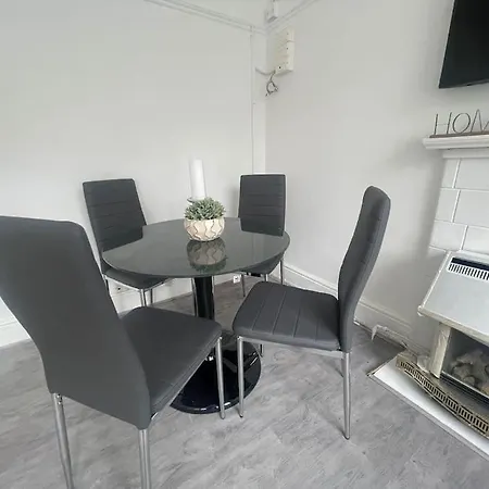 Cosy 2 Bed In Tower Bridge Road * London