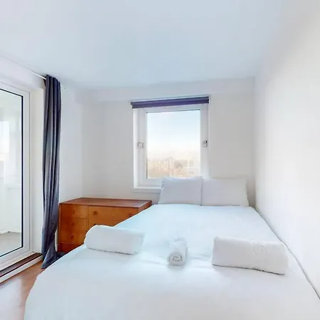 Stylish 2-bedroom Flat In Bethnal Green London