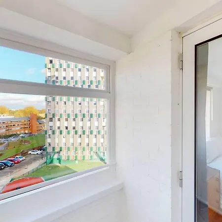 Stylish 2-bedroom Flat In Bethnal Green London