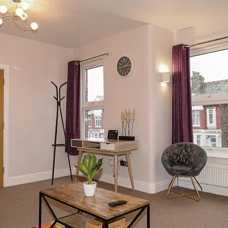 Luxury 5 Star - Parking, Garden, Nr Greater Metro Stations Appartamento *