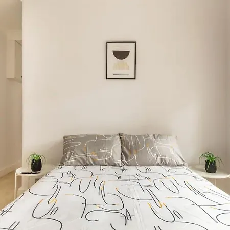 Luxury Specious En-suite In *