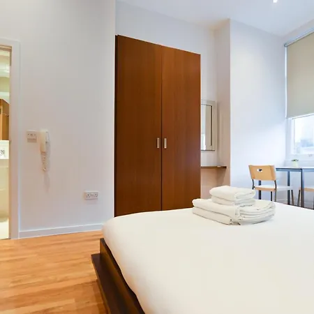 St House Serviced By Concept Apartment *