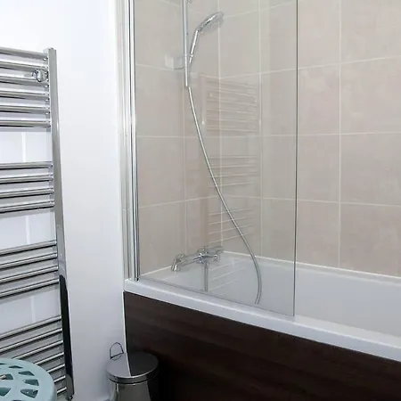 Holiday home East - Sleeps 6 - Pets Allowed *