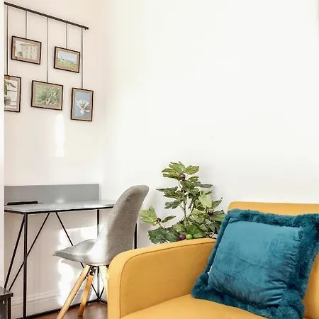 公寓 Entire Lovely Family With Parking, Wifi, Netflix, Self Check-in