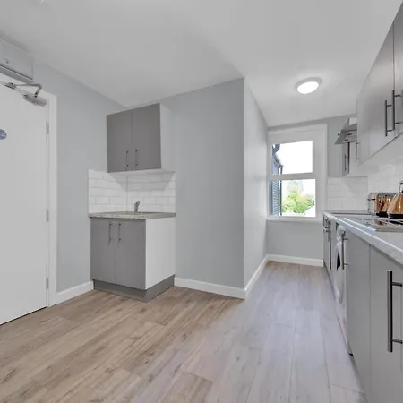Guest house West Drayton Stays