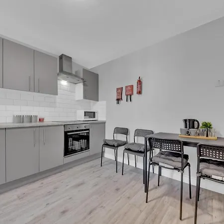 West Drayton Stays Guest house *