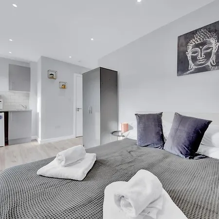 Guest house West Drayton Stays *