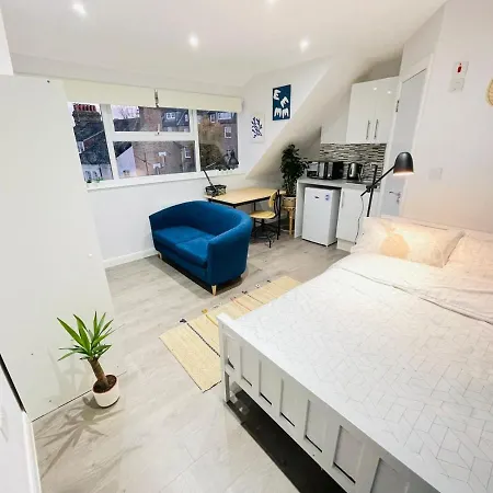 Hackney By Sleepy Londen