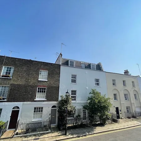 Private King With Huge En-suite In Shared House In Marylebone London