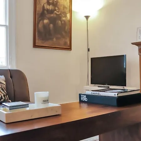 Apartment Chic One Bedroom Chelsea