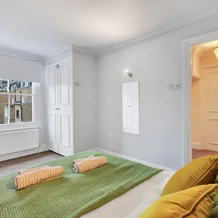 Apartment Chic One Bedroom Chelsea London