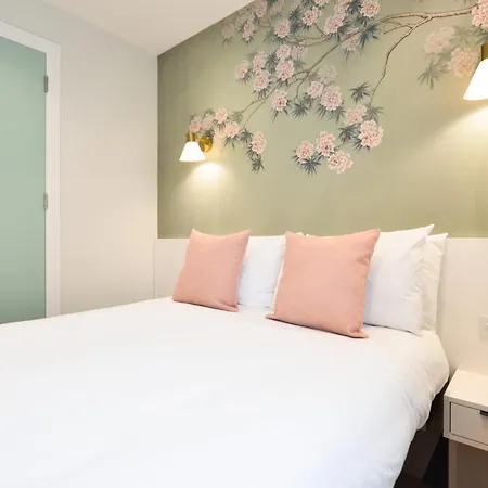 Hotel apartamentowy Sale Place Serviced By Concept Londyn
