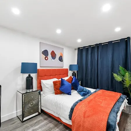 Apartment Stunning Westminster New Flats