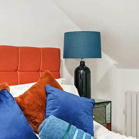 Stunning Westminster New Flats *