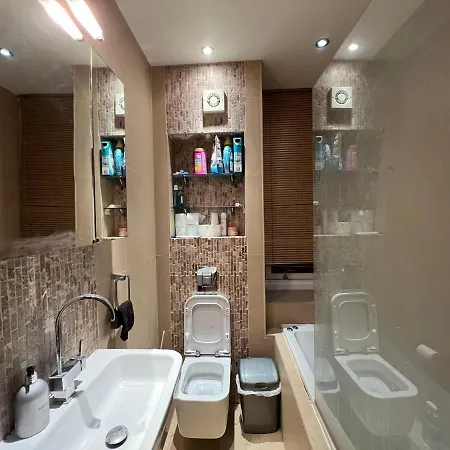 Luxury Specious In Central Gasthof