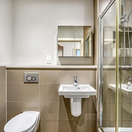 Stylish Studio By Heathrow Airport