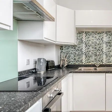 Stylish Studio By Heathrow Airport *