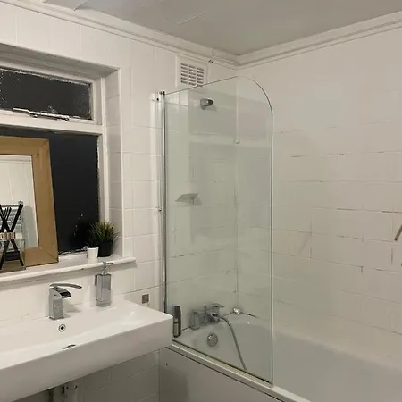 Balham, South Spacious 5, 6 Available * London