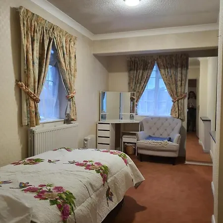 Dreamy Single Room1 Homestay Edgware
