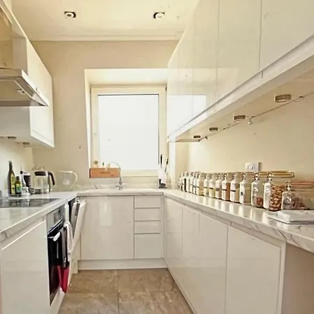 דירה Richmond-on-thames, London, Luxery Apparment With Balcony *