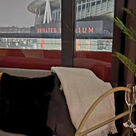 Luxury Gem By Emirates Stadium - Ultimate Fan Experience London