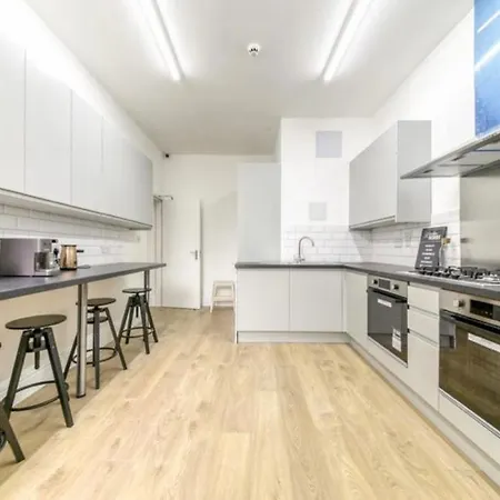 Feriehus A Beautiful Newly Renovated Home: The Arlingford London