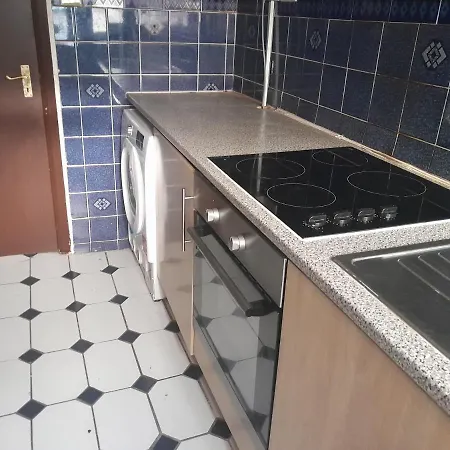 Lovely 1-bed Studio In Appartement