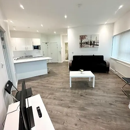 Alarabi Apartments-two Bedrooms Apartment *