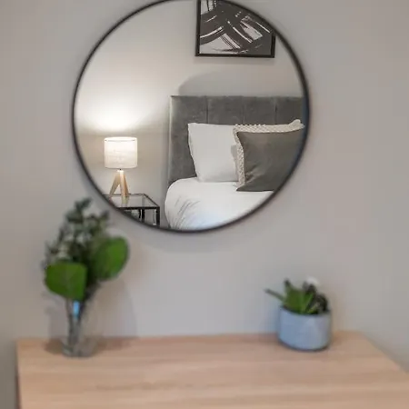 Westfield 2 Bedroom Near Notting Hill Londres