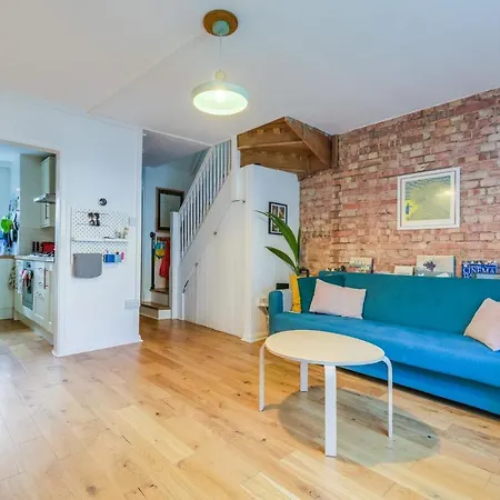 Charming Angel Maisonette