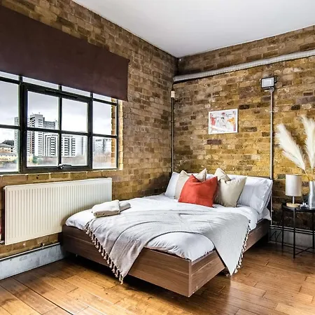 Livestay-fabulous Three Bed Warehouse Conversion *