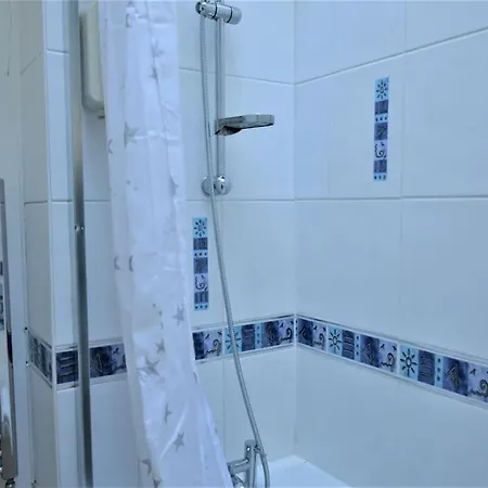 Zone 2, 2 Bedroom House